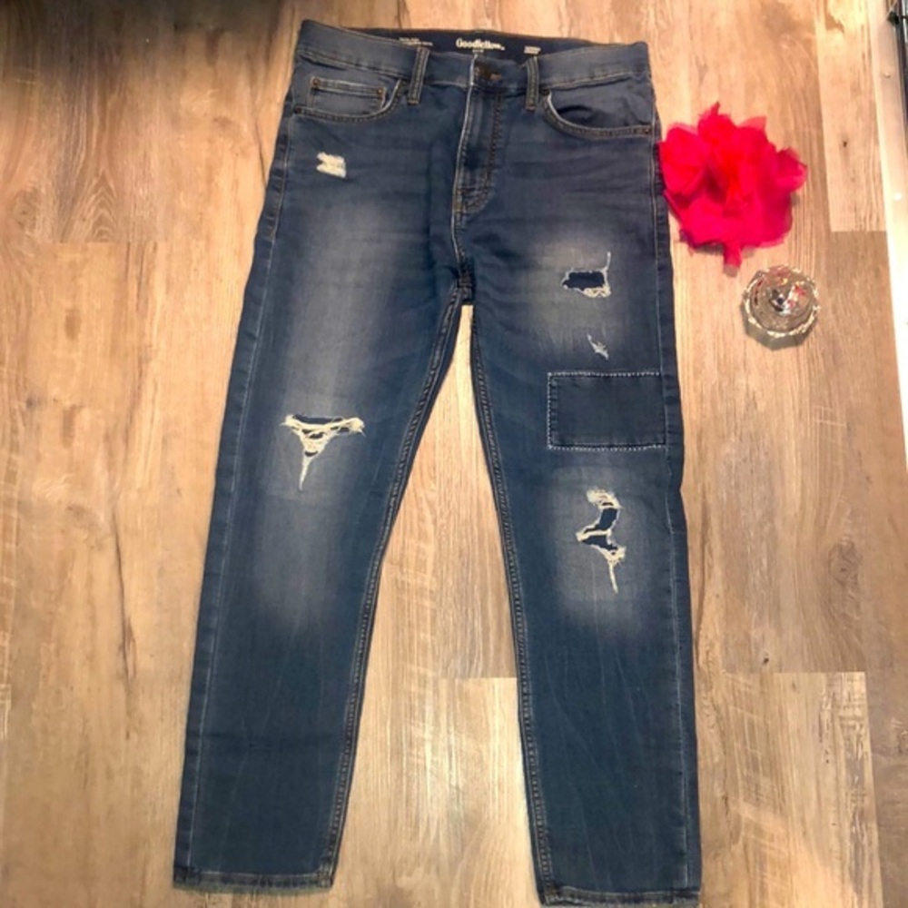 Patchwork men’s distressed jeans